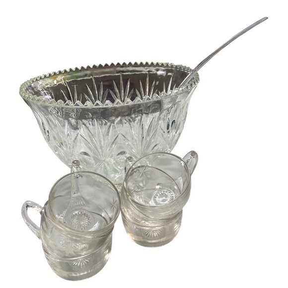 Vintage Glass Punch Bowl Set W/ 6 Matching Cups & Plastic Ladle For Parties Or E - Picture 1 of 7